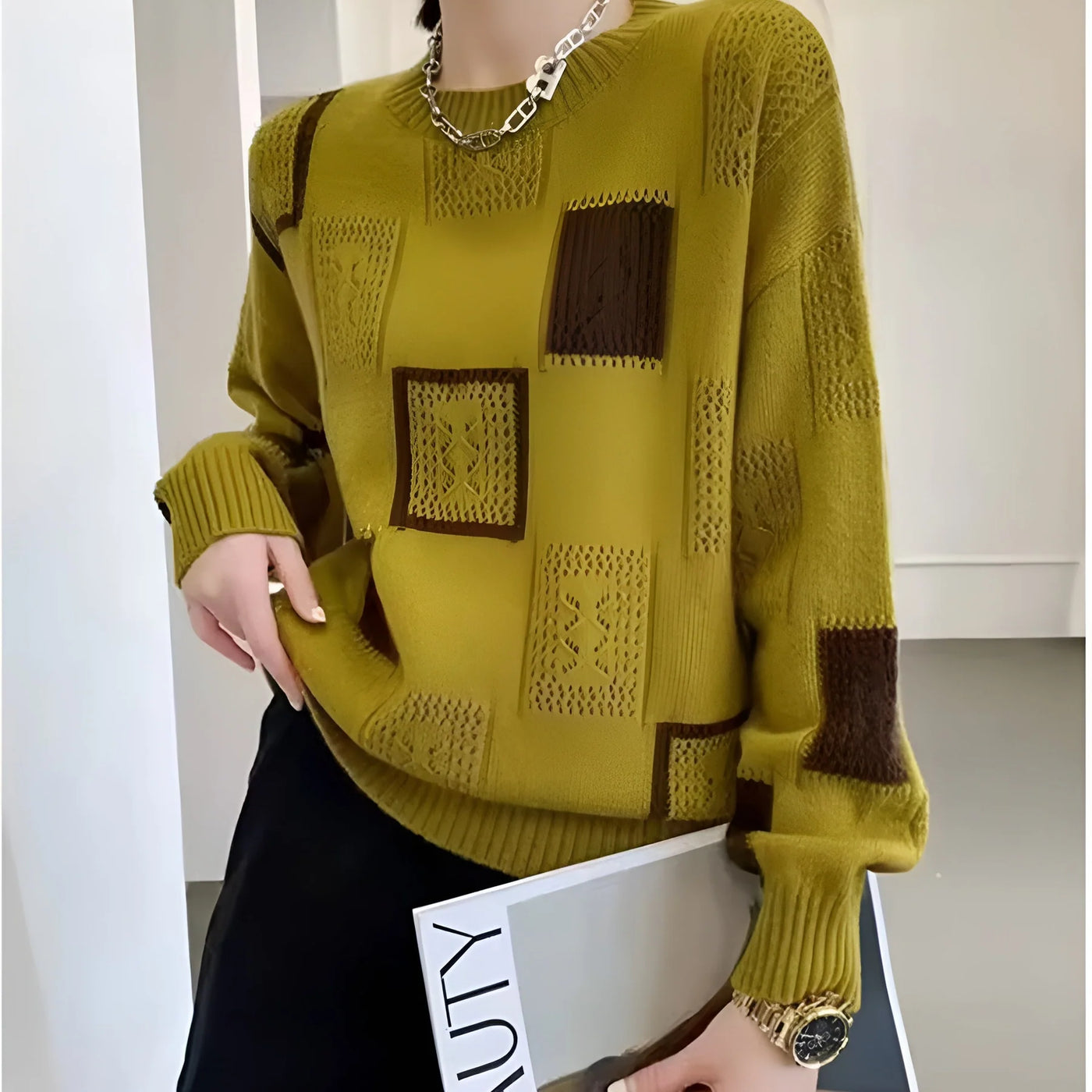 Romy™ | Flattering Timeless Sweater