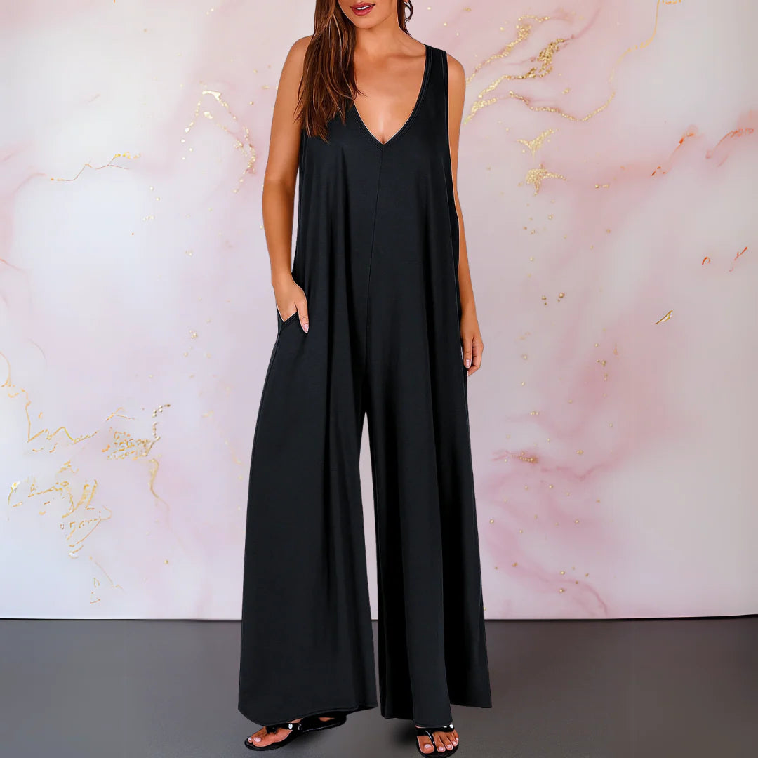 Wendy™ | Comfortable jumpsuit with V-neck and wide legs