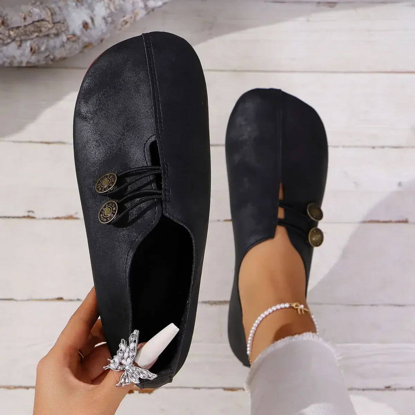 Lydia™ | Soft and Flexible Orthopaedic Shoes