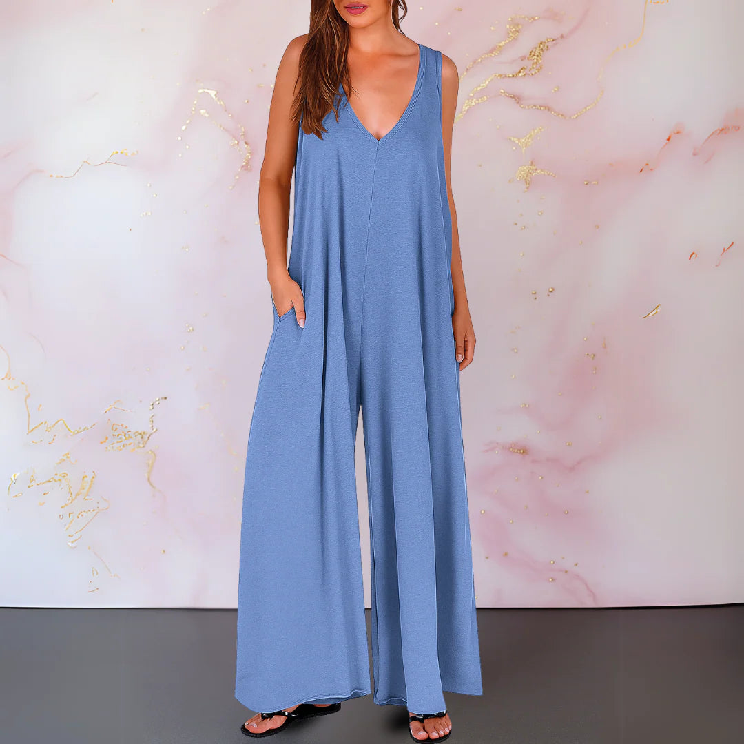Wendy™ | Comfortable jumpsuit with V-neck and wide legs